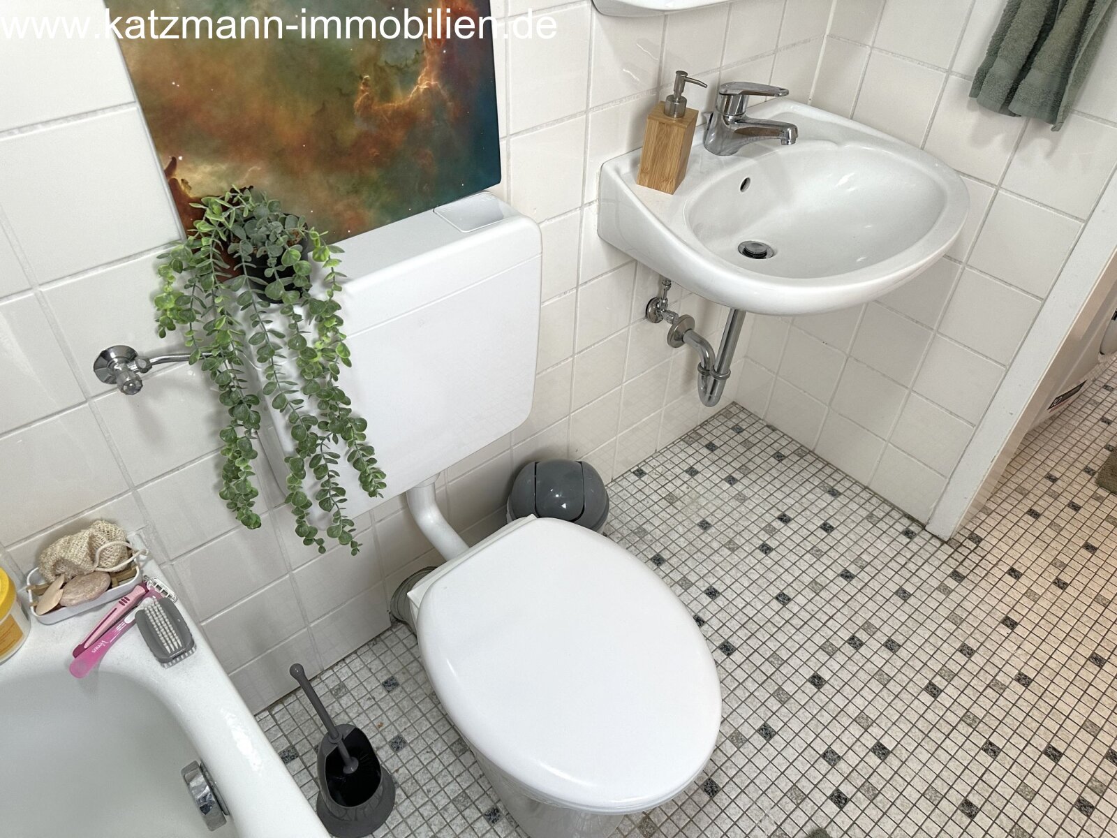 Wielorodzinny dom + garaże + działka o powierzchni 747 m² na sprzedaż