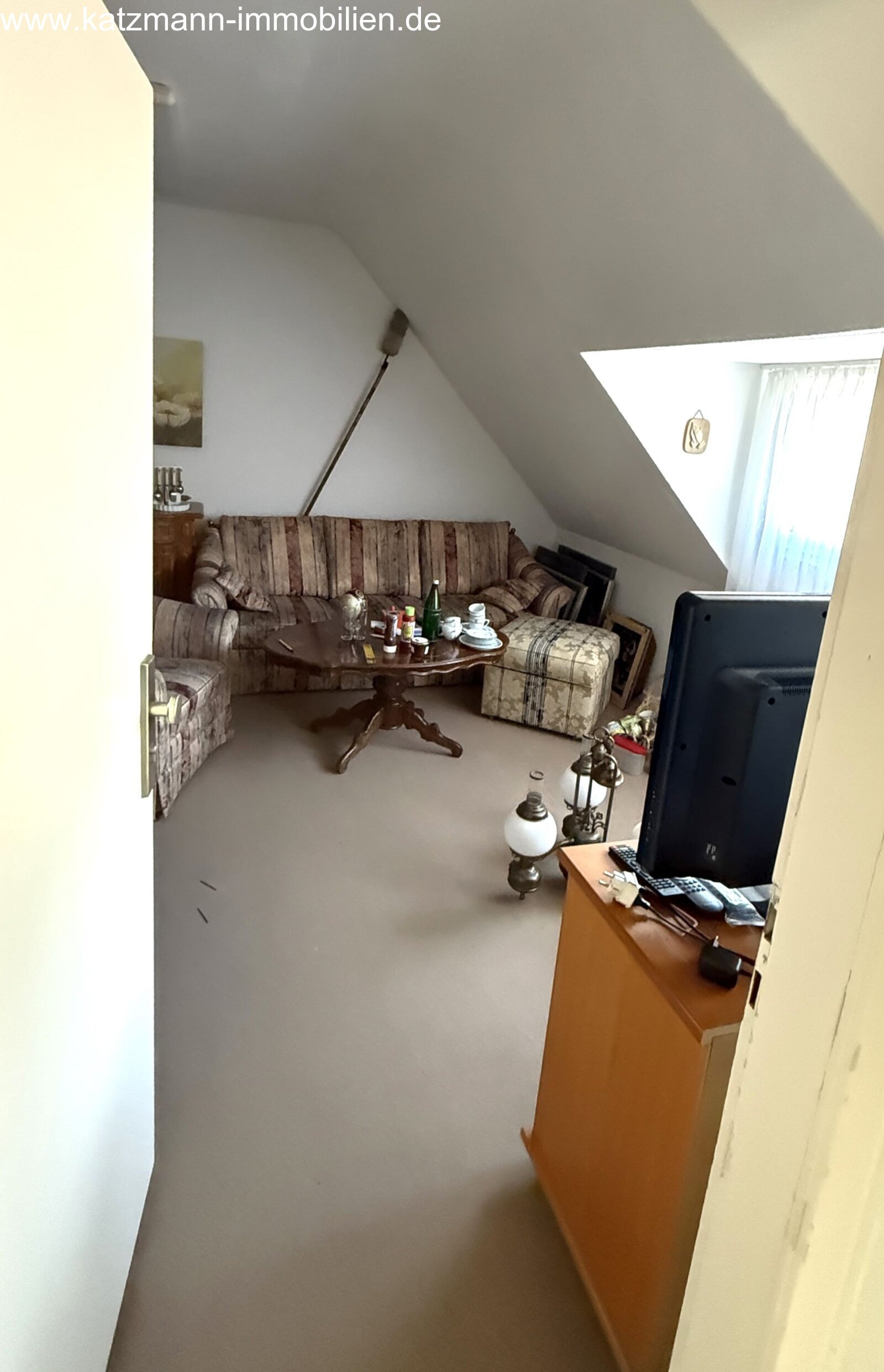 OG/WuG - Wohnung 2 / Wohnen/Schlafen/Essen