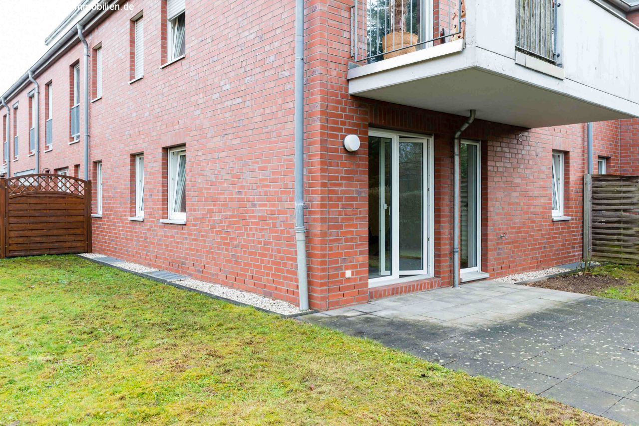 Helle 2-Zimmerwohnung mit großer Terrasse und eigenen Garten in sehr guter Lage zu verkaufen 