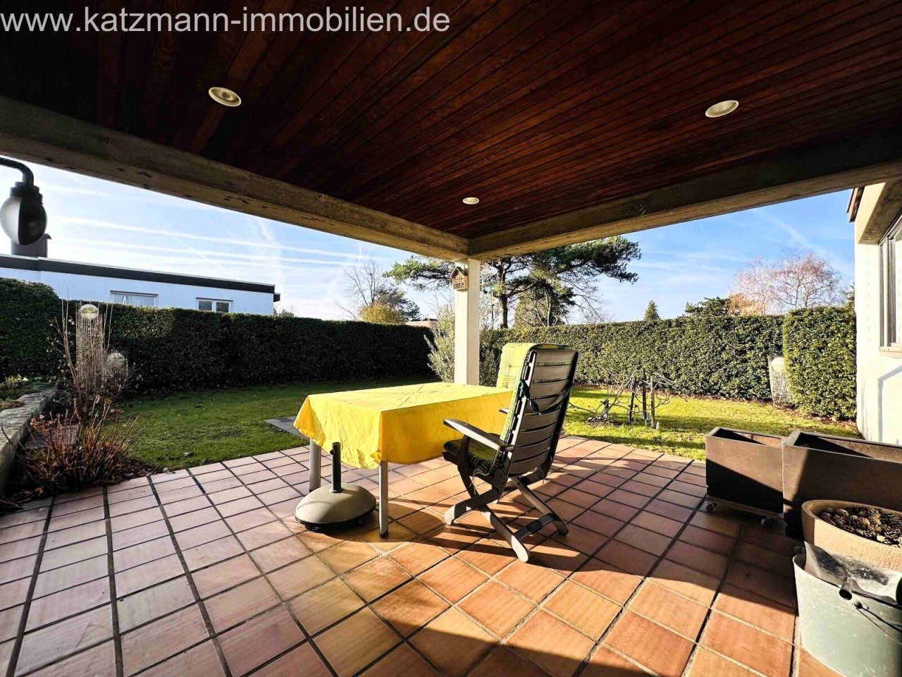 Überdachte Terrasse