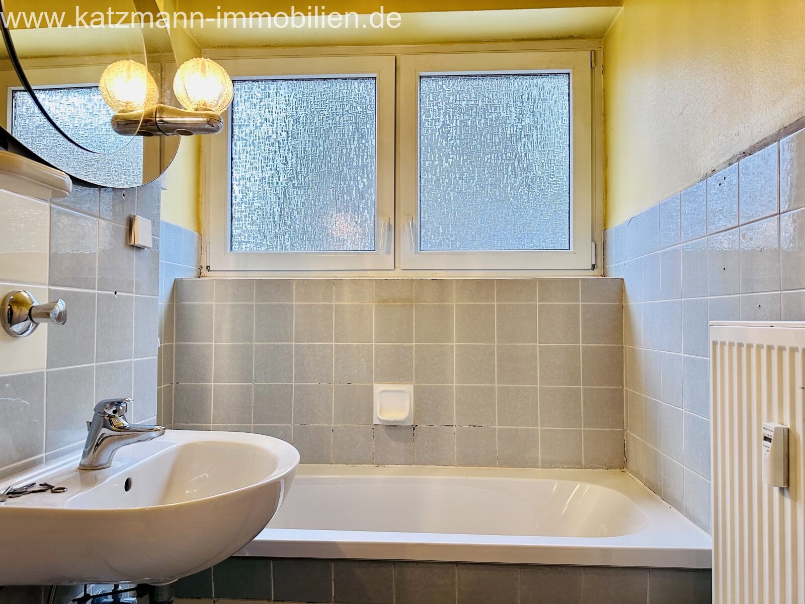 Toplage – Soforteinzug möglich: Helle 3-Zimmerwohnung mit 2 Loggien zu verkaufen